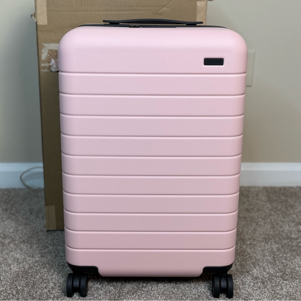 Away Bigger carry on